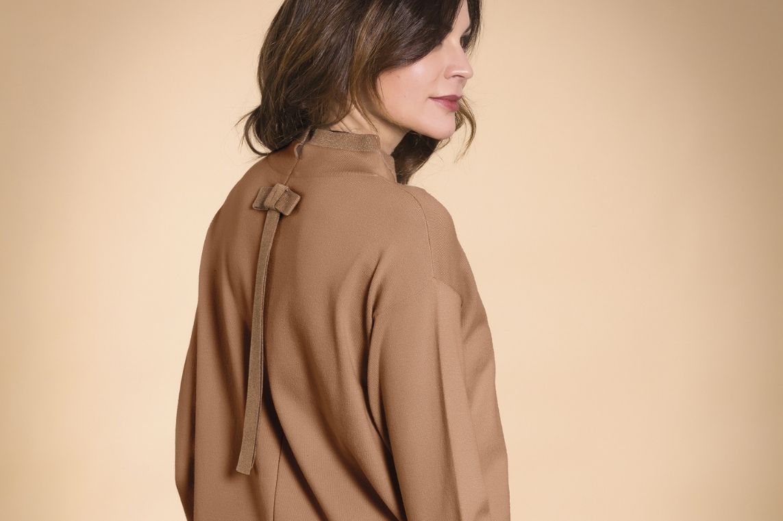 maglia con fiocco gaia b